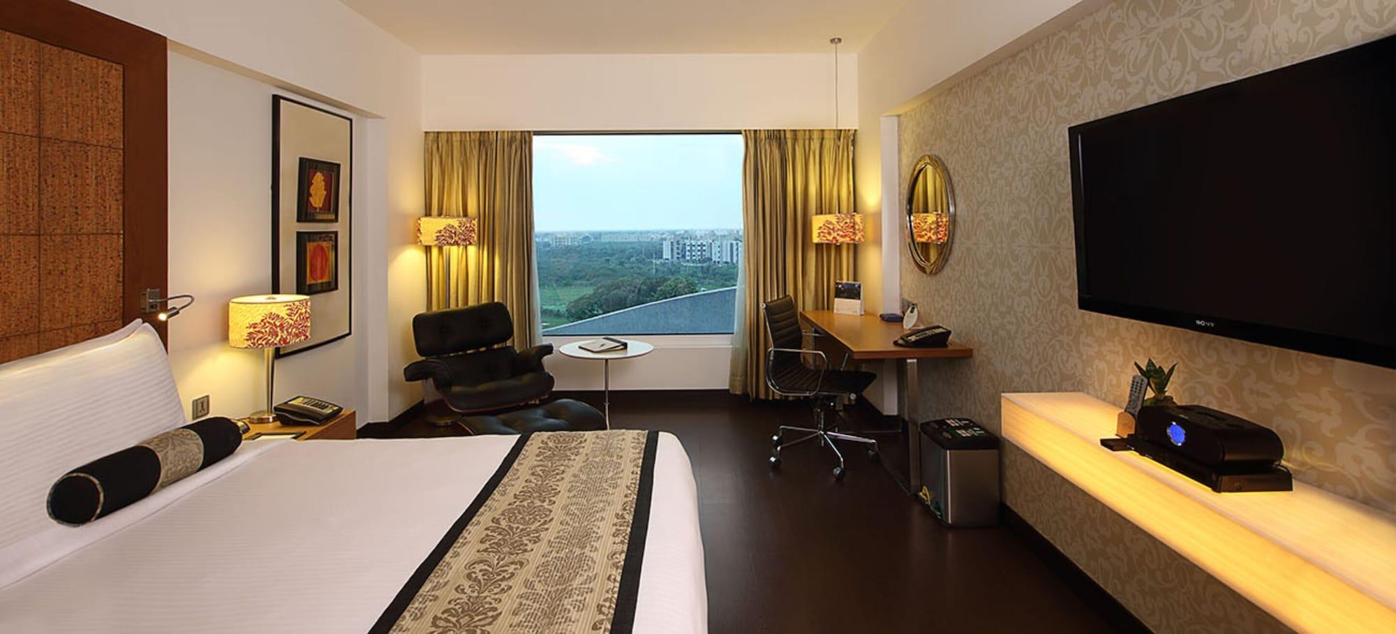 Fortune Select Sg Highway, Ahmedabad - Member Itc Hotels' Group المظهر الخارجي الصورة
