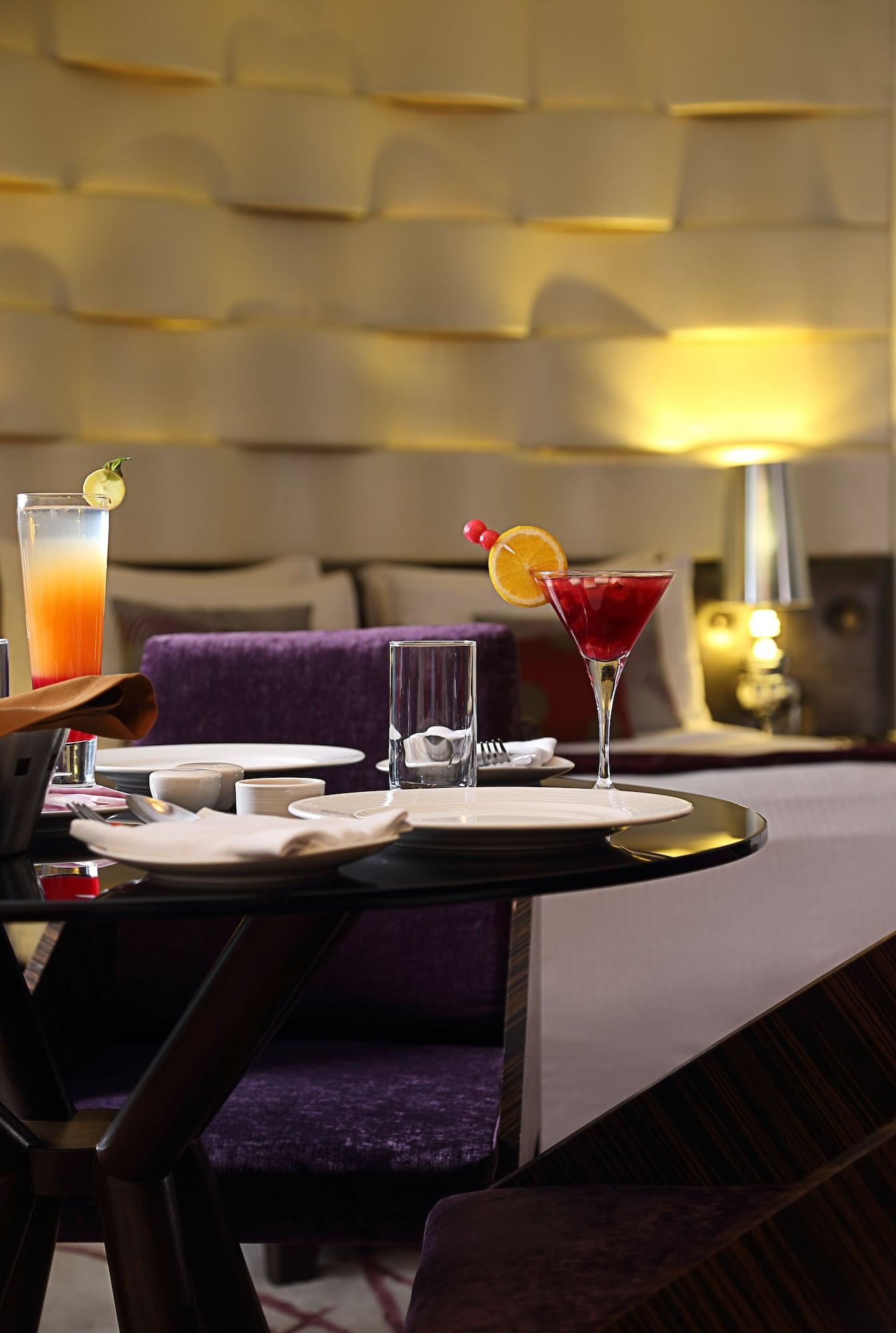 Fortune Select Sg Highway, Ahmedabad - Member Itc Hotels' Group المظهر الخارجي الصورة