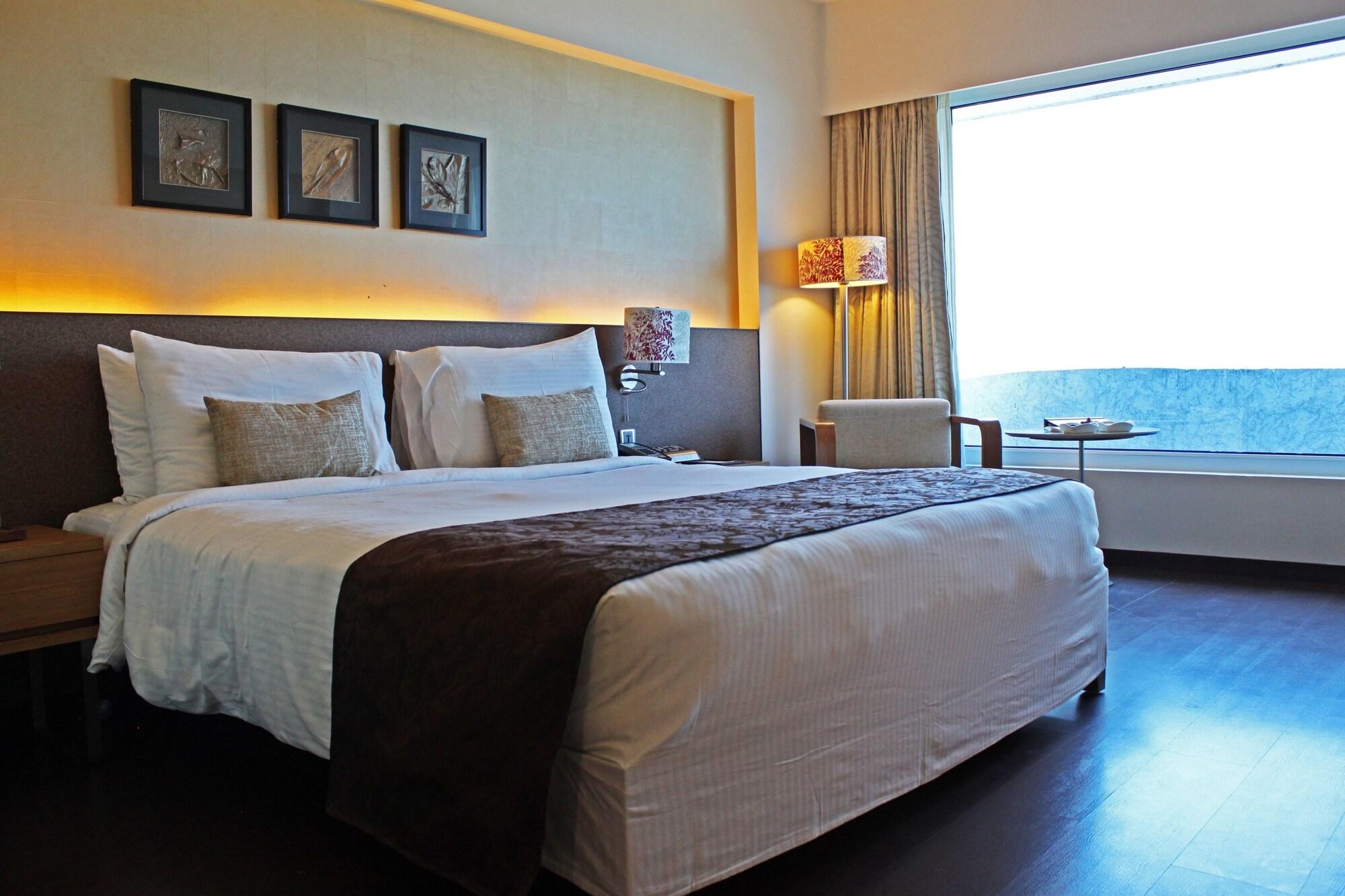 Fortune Select Sg Highway, Ahmedabad - Member Itc Hotels' Group المظهر الخارجي الصورة