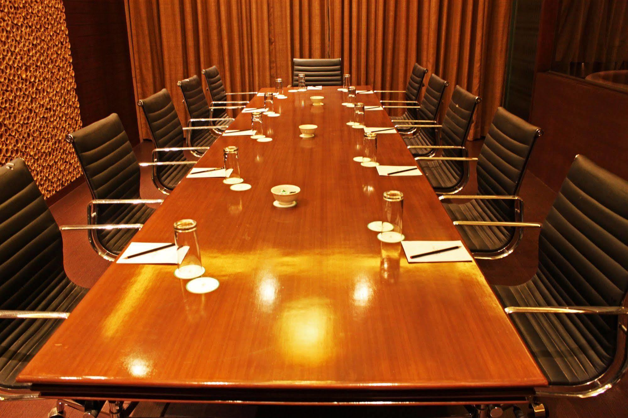 Fortune Select Sg Highway, Ahmedabad - Member Itc Hotels' Group المظهر الخارجي الصورة